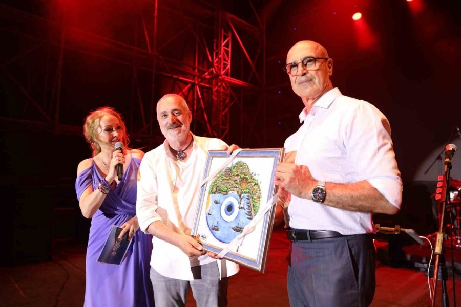 22. Alanya Uluslararası Kültür Sanat Ve Turizm Festivali Yeni Türkü Konseriyle Sona Erdi