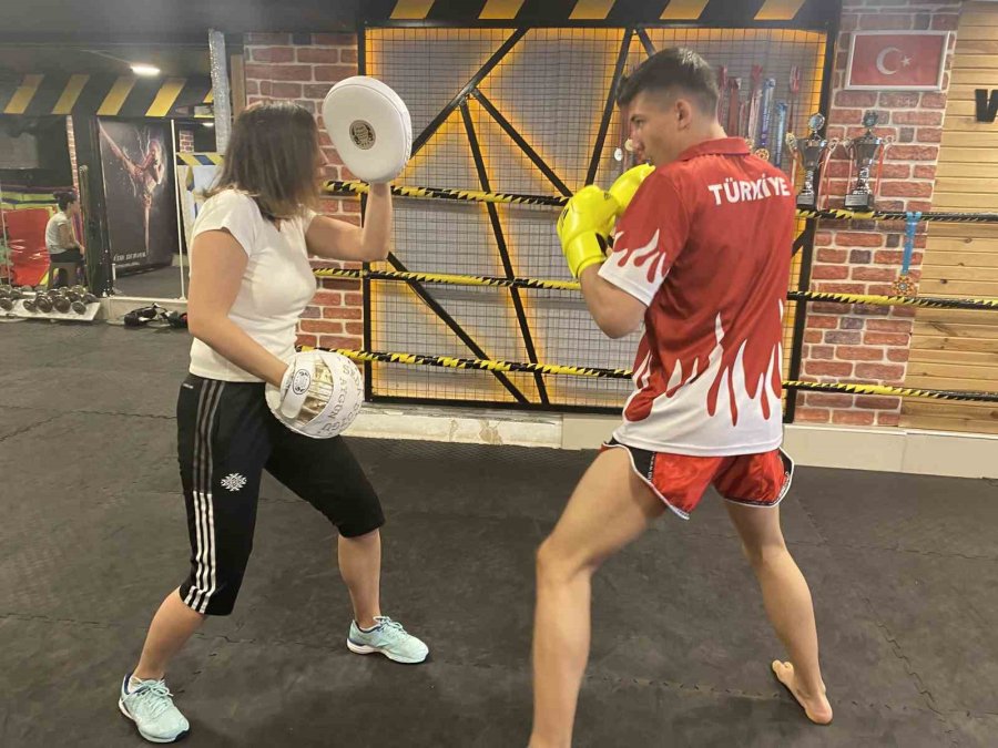 Eskişehir’den İki Milli Sporcu, Dünya Şampiyonu Oldu