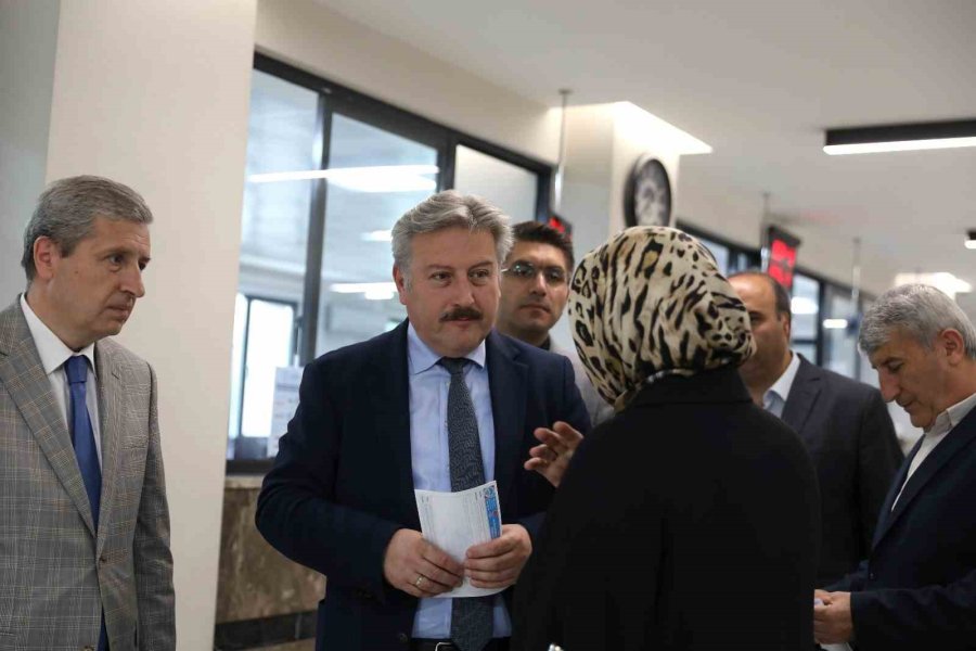 Başkan Palancıoğlu, Emlak Ve Çevre Temizlik Vergisi’ni Ödedi