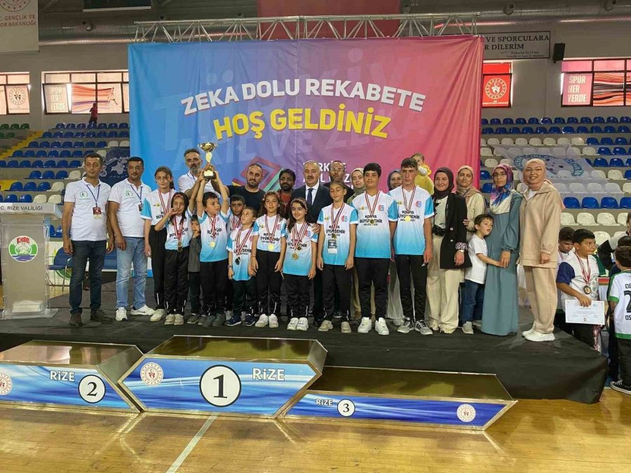 Türkiye 6. Akıl Ve Zeka Oyunları Finalleri’ne Konyalı Öğrenciler Damga Vurdu