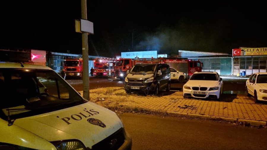 Kayseri’de Soba İmalathanesinde Yangın