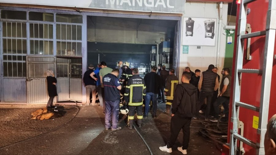 Kayseri’de Soba İmalathanesinde Yangın