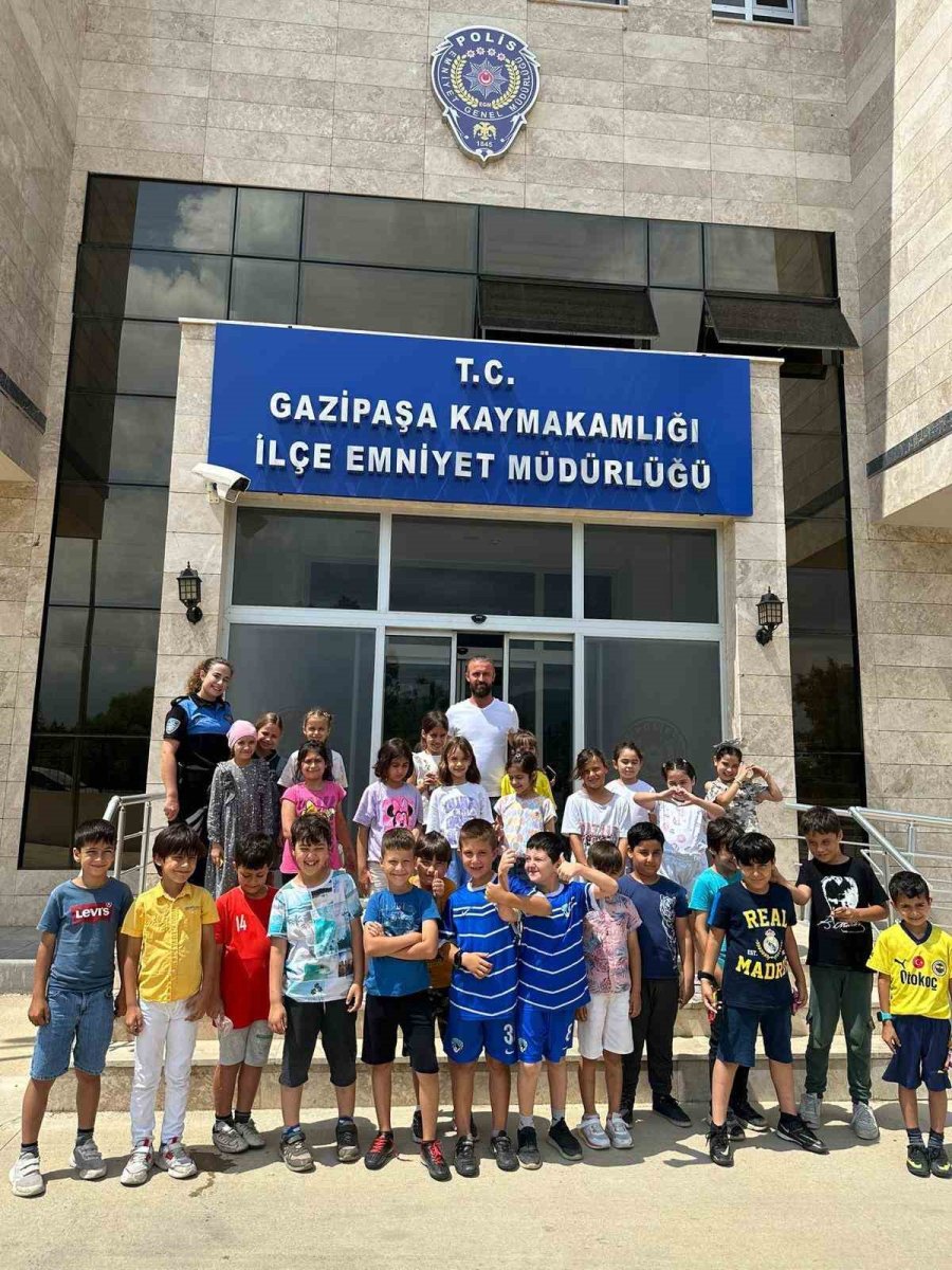 Emniyet Müdürü Kayhan, Minikleri Ağırladı