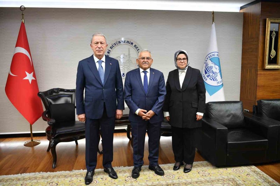 Milli Savunma Komisyonu Başkanı Akar Ve Milletvekili Böhürler’den Büyükkılıç’a Tebrik Ziyareti