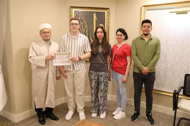 Almanya Vatandaşı Eglseder Müslüman Oldu