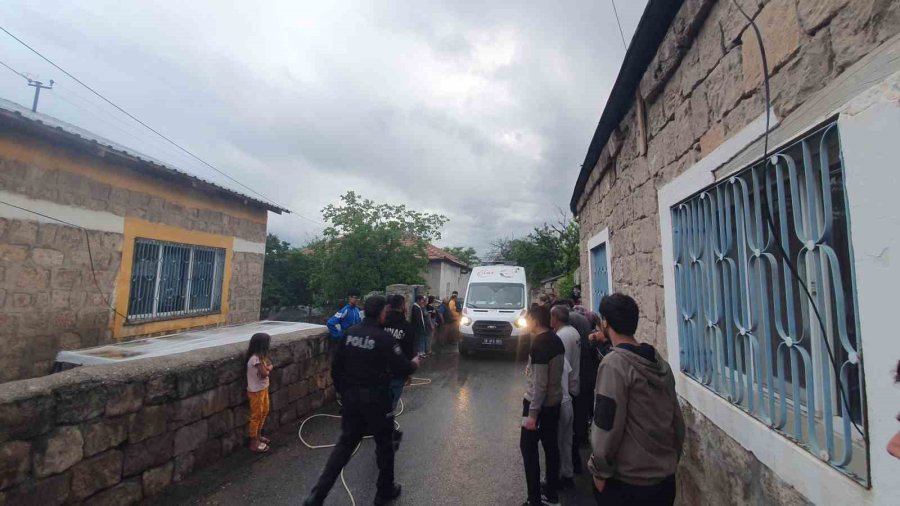 Kayseri’de Müstakil Evde Yangın: 1 Yaralı