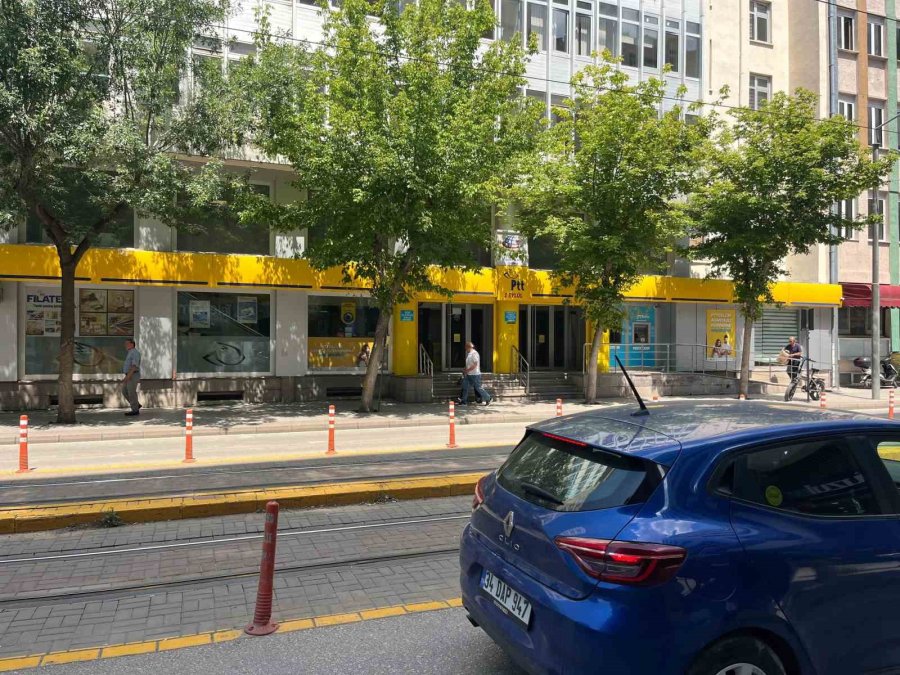 Ptt, 200 Bin Liraya Kadar Değer Bulabilen Kayıp Kargo İçin 700 Tl Tazminat Ödedi