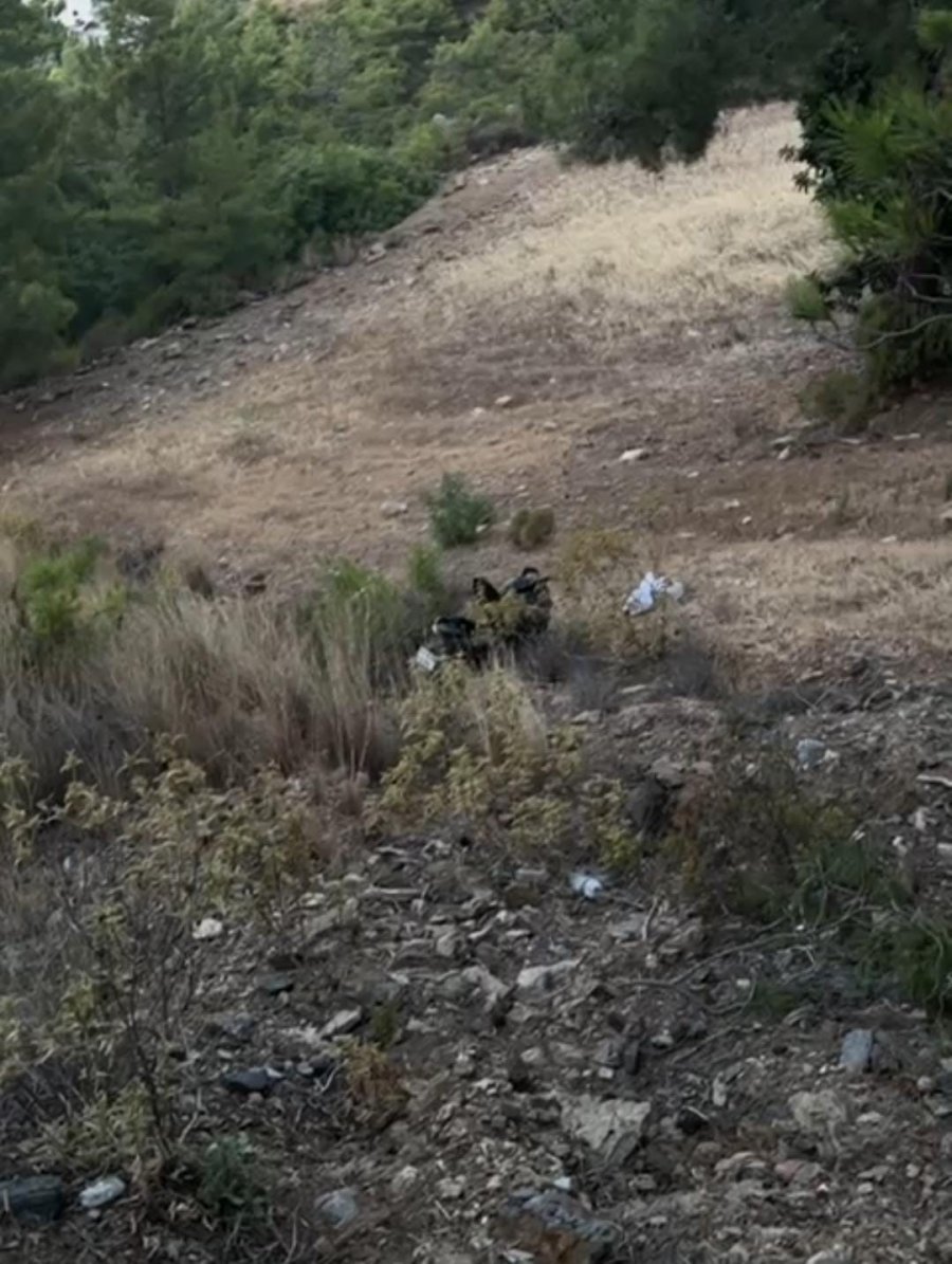 Motosikletiyle 30 Metrelik Uçurumdan Yuvarlanan Sürücü Yaralandı