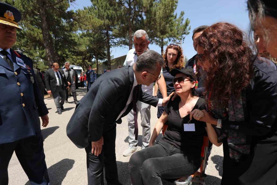 Şehit Hava Pilot Albay Gökhan Özen’in Naaşı Eskişehir’e Getirildi