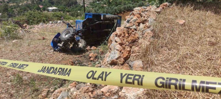 Devrilen Patpatın Altında Kalan Adam Hayatını Kaybetti