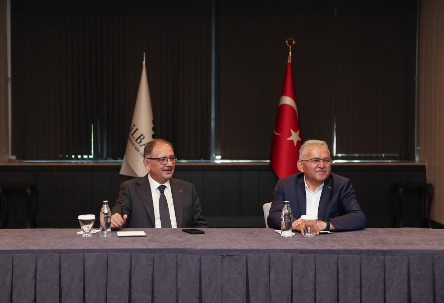 Başkan Büyükkılıç, Bakan Özhaseki İle Çalışmaları Değerlendirdi