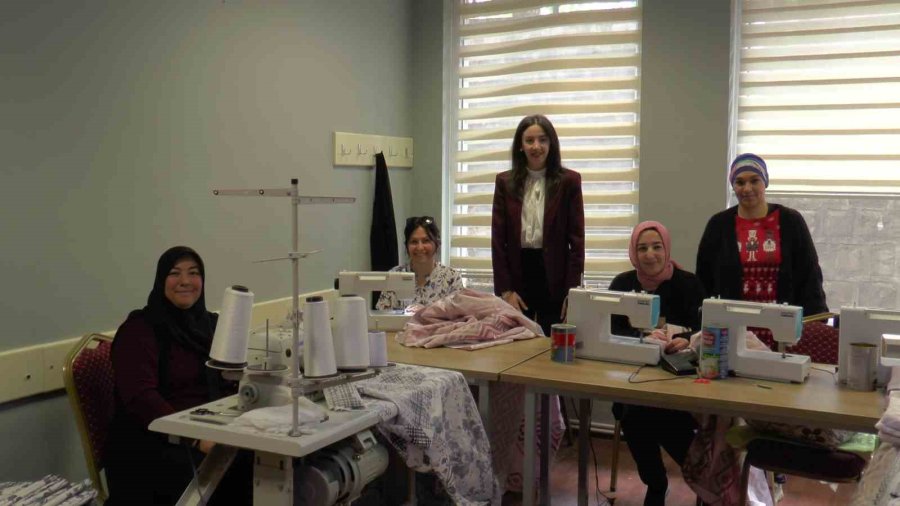 Kadınların Tekstilde Hedefi Yurtdışı Pazarı