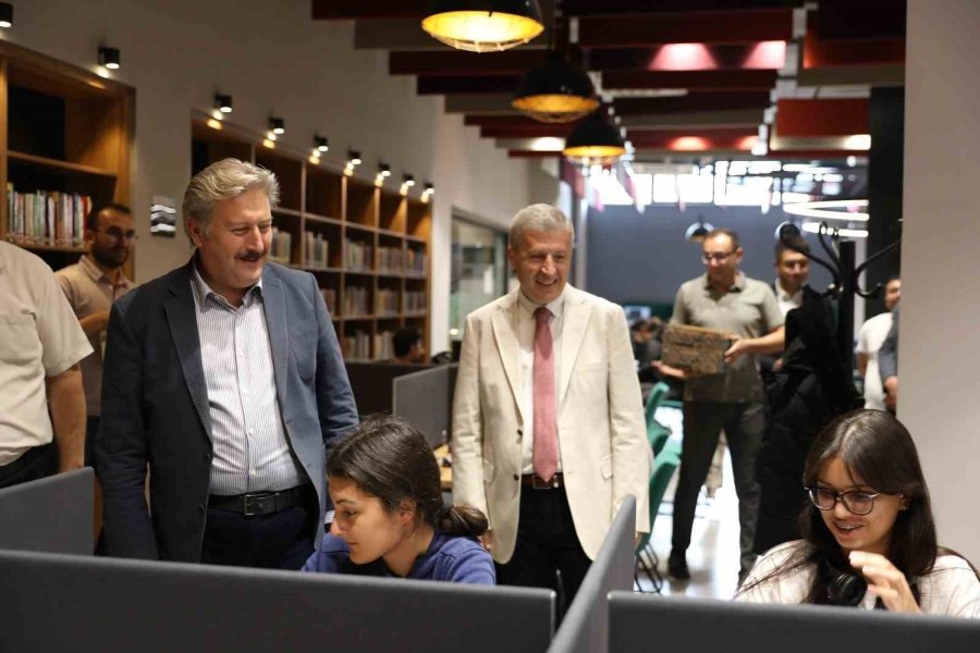 Başkan Palancıoğlu, Yks’ye Girecek Öğrencilere Başarı Diledi