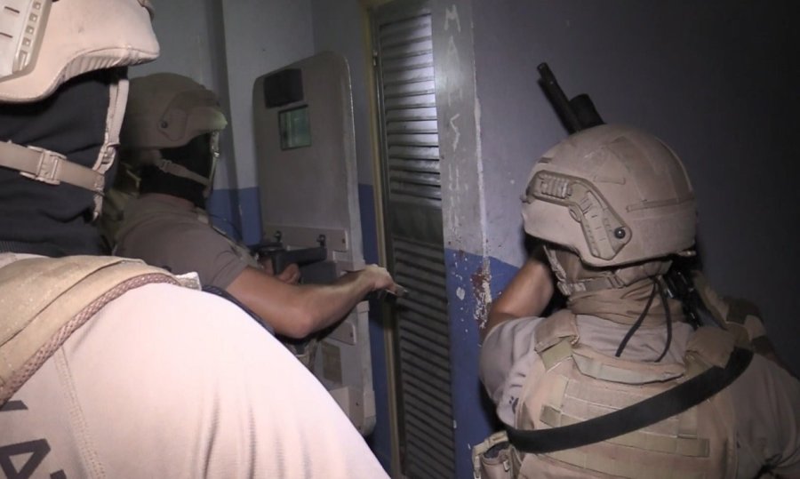 Mersin’de Terör Operasyonu: 12 Gözaltı