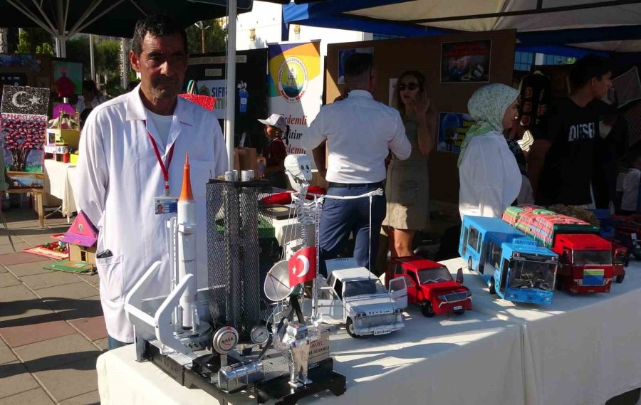 Mersin’de 40 Bin Ton Atık Geri Kazandırıldı, Üretilen Ürünler Sergilendi