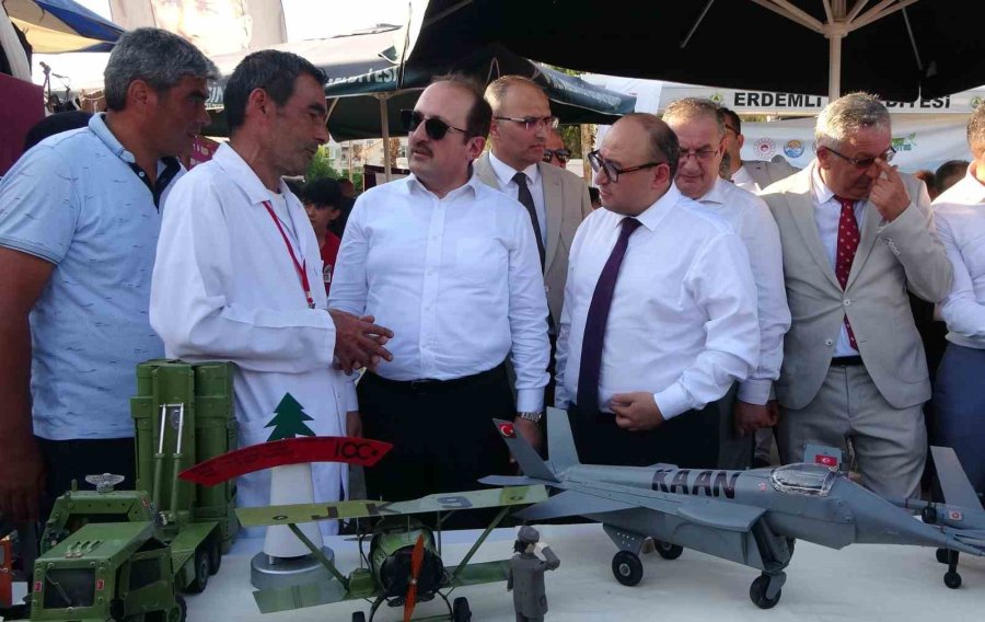 Mersin’de 40 Bin Ton Atık Geri Kazandırıldı, Üretilen Ürünler Sergilendi