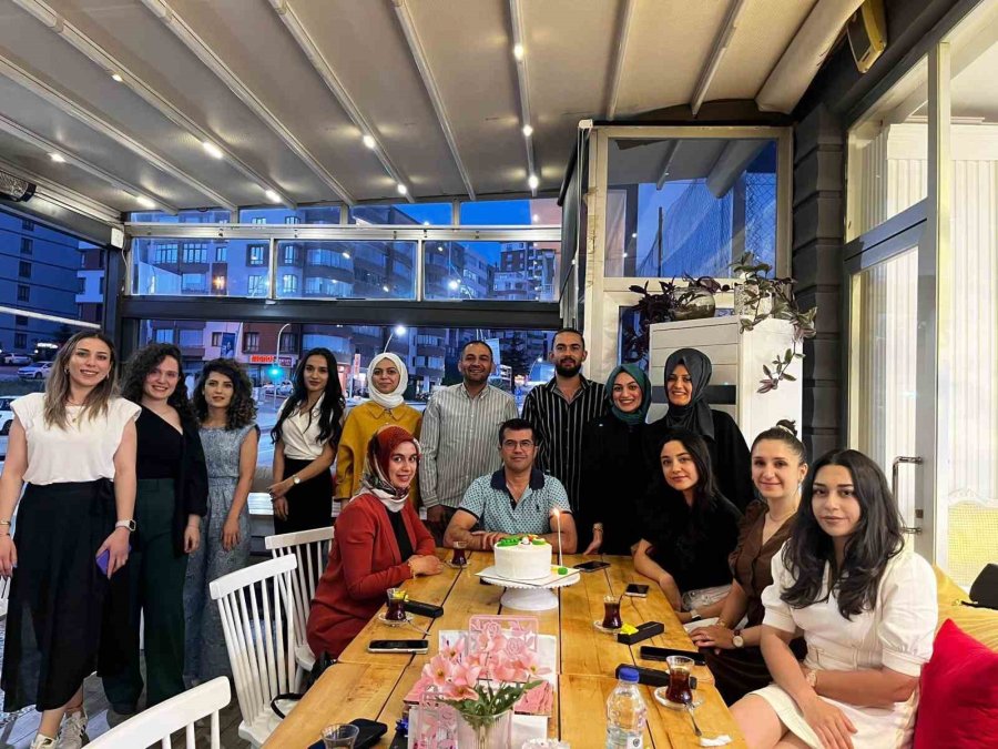 Niğde’de Diyetisyenler 6 Haziran Diyetisyenler Günü’nü Kutladı