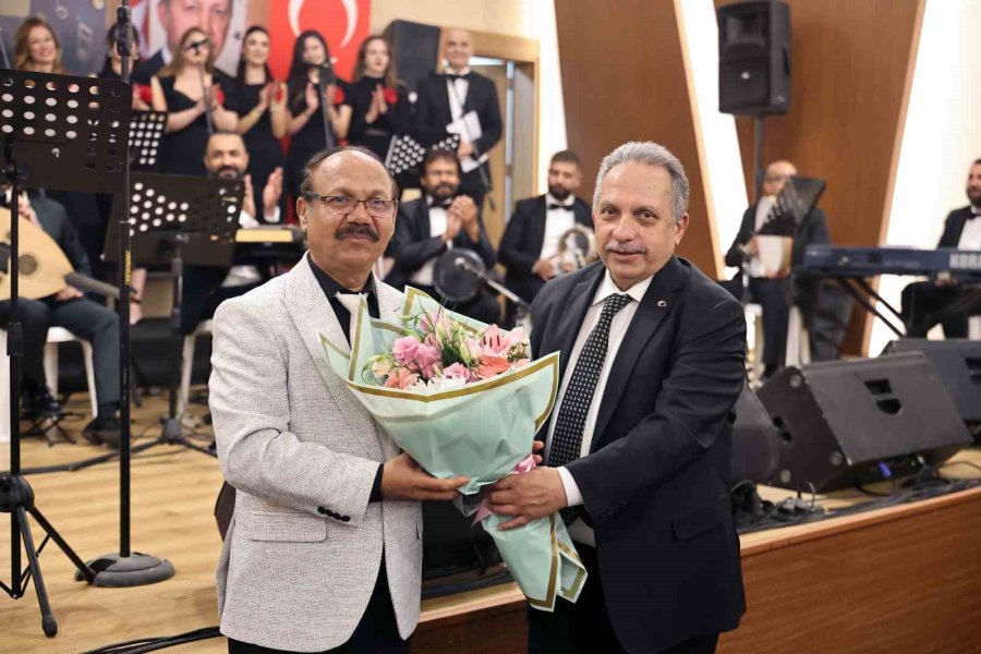 Talas Musiki Cemiyeti’nden Kulakların Pasını Silen Konser