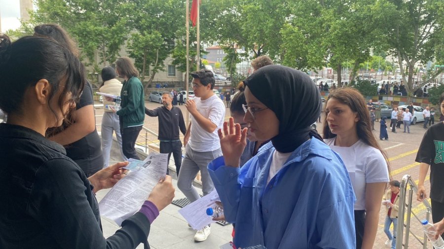 Kayseri’de Yks’nin İkinci Oturumu (ayt) Başladı