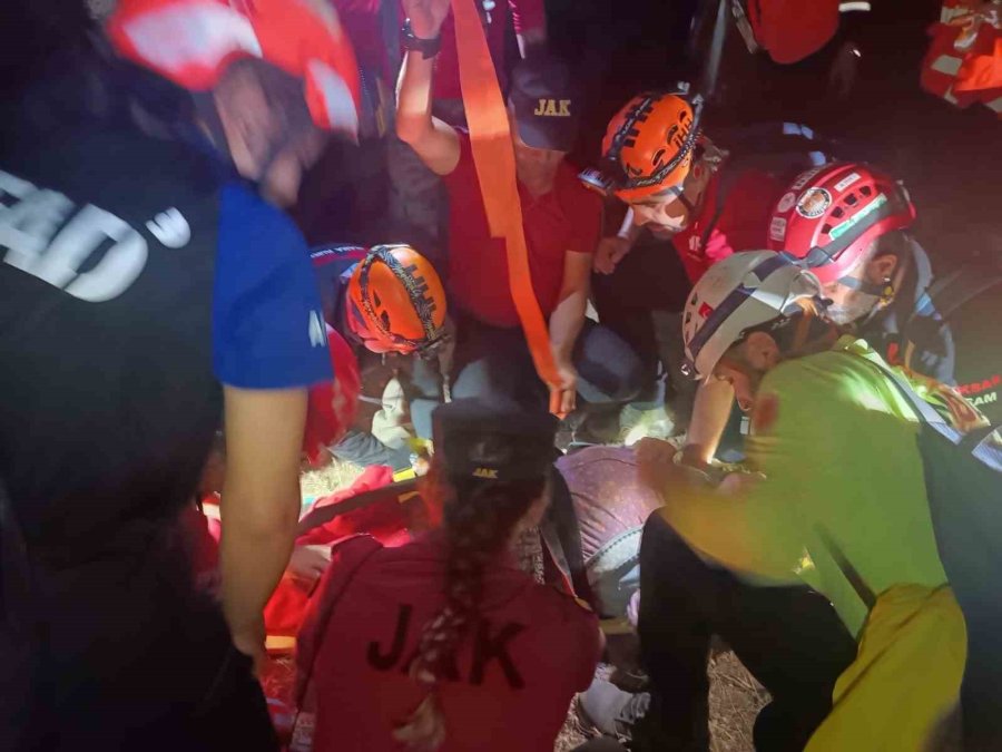 Serik’te Kayıp Alzaymır Hastası, Jandarma Tarafından Bulundu