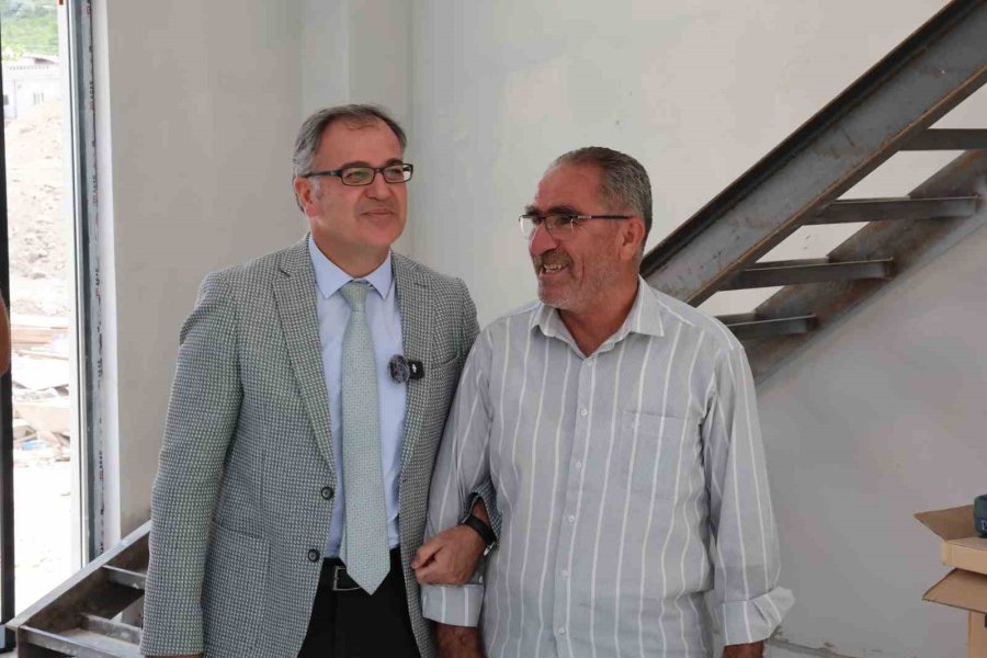 Başkan Özdoğan: “ilçemize Ve Esnafımıza Yeni Ticaret Alanları Kazandırıyoruz”