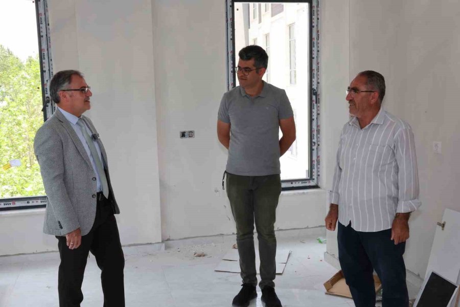 Başkan Özdoğan: “ilçemize Ve Esnafımıza Yeni Ticaret Alanları Kazandırıyoruz”