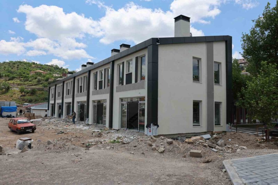 Başkan Özdoğan: “ilçemize Ve Esnafımıza Yeni Ticaret Alanları Kazandırıyoruz”