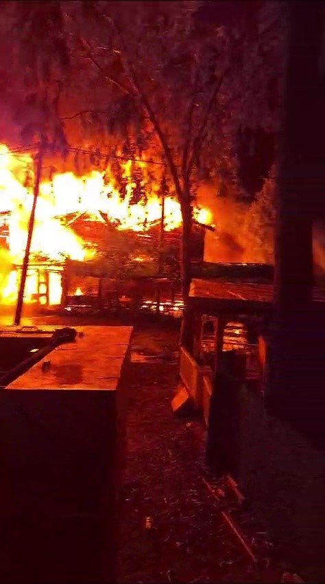 Olympos’ta Kadir’s Ağaç Evleri İkinci Kez Tamamen Yandı