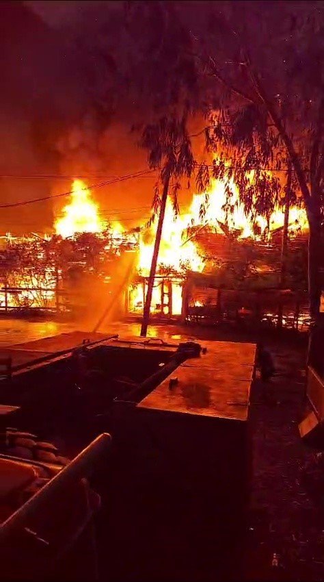 Olympos’ta Kadir’s Ağaç Evleri İkinci Kez Tamamen Yandı