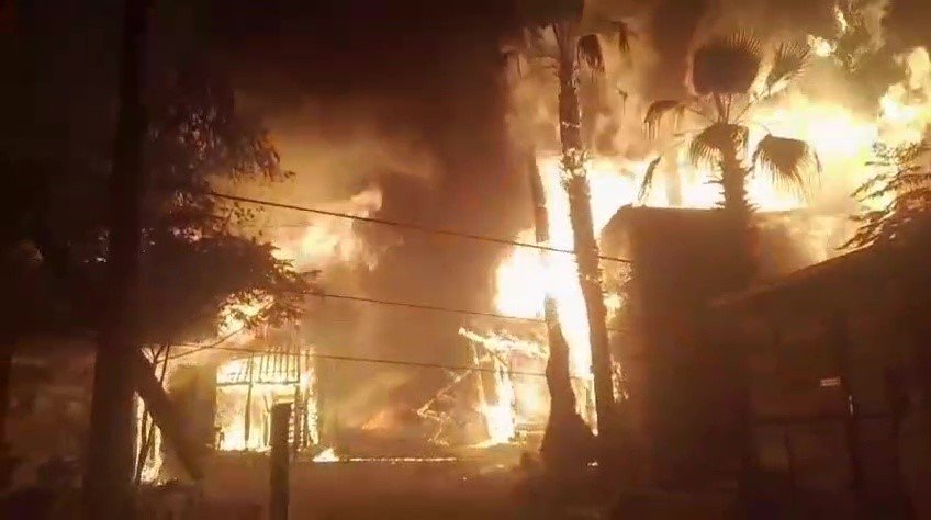 Olympos’ta Kadir’s Ağaç Evleri İkinci Kez Tamamen Yandı