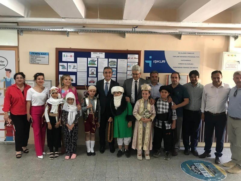 Ziya Gökalp İlkokulu’nda Yıl Sonu Sergisi Ve Hayır Pazarı