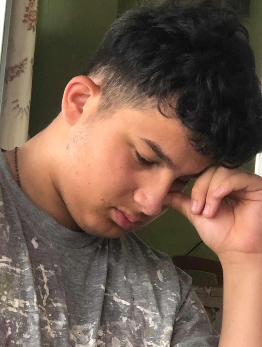 Takla Atan Araçtan Fırlayarak Ağır Yaralanan 22 Yaşındaki Sürücü Hayatını Kaybetti