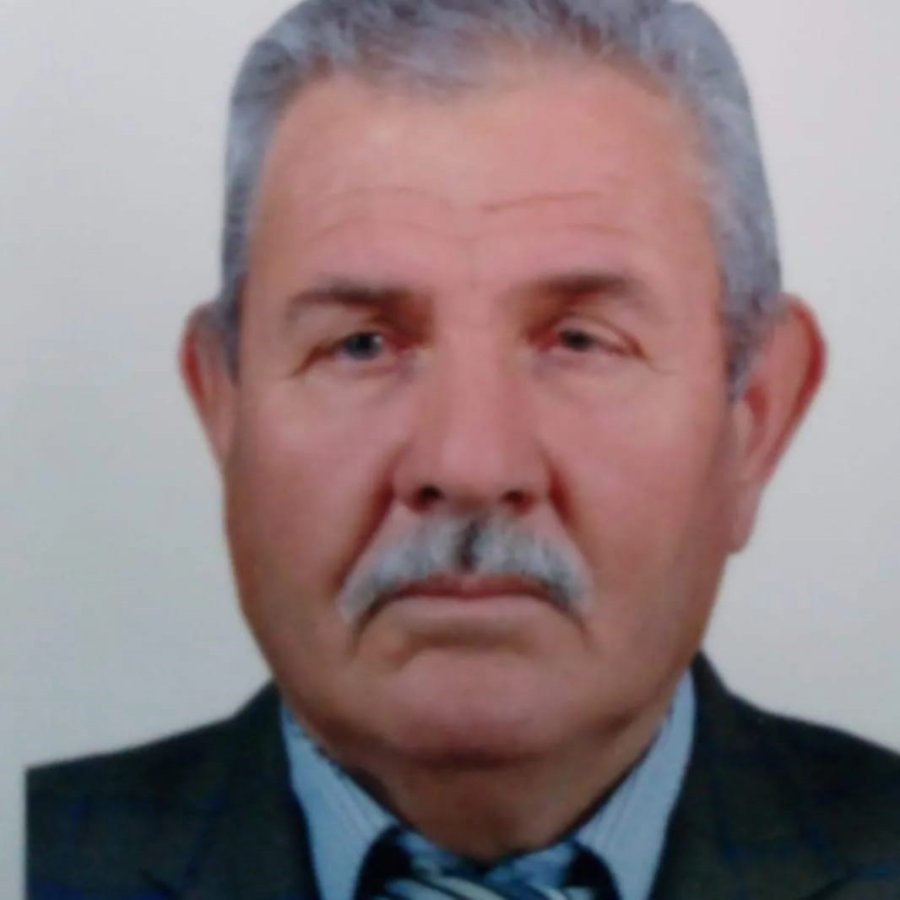 Traktörün Altından Kalan Emekli Öğretmen Hayatını Kaybetti