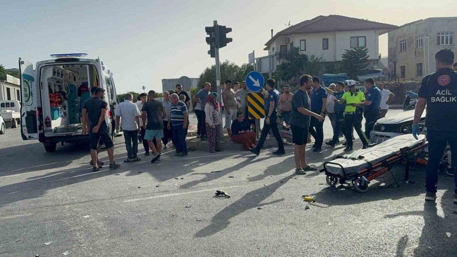 Sinyalizasyon Sisteminin Çalışmadığı Kavşakta Kaza: 4 Yaralı