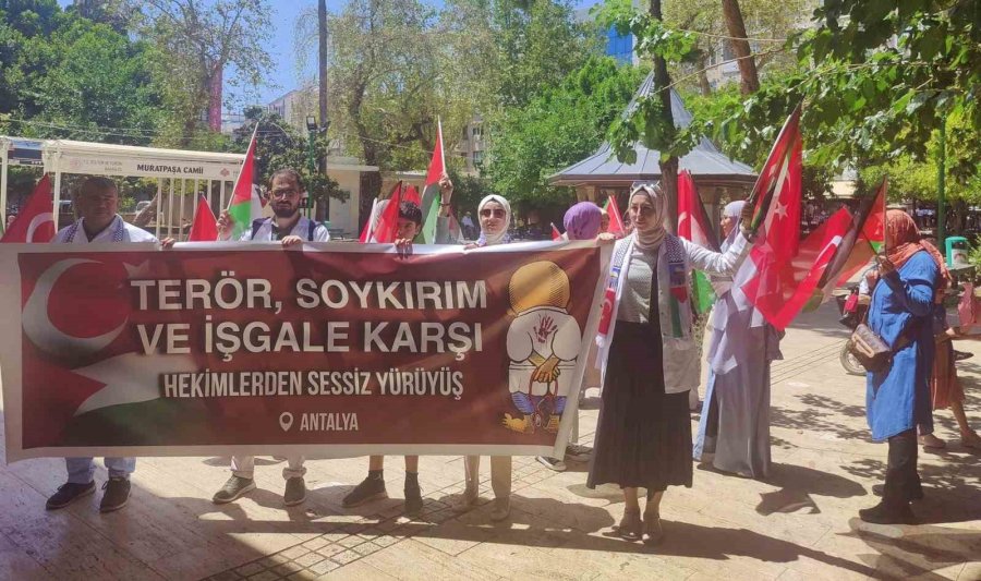 Hekim Ve Sağlık Çalışanlarından Filistin İçin ‘sessiz Yürüyüş’