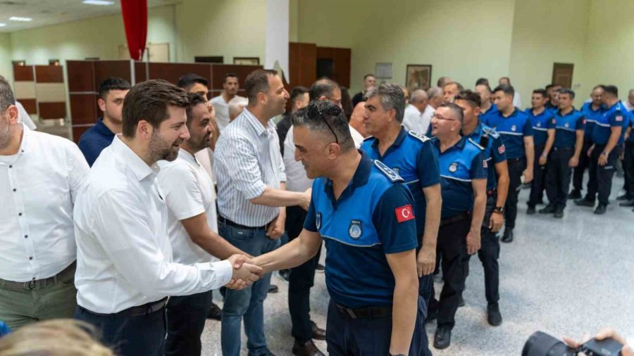 Başkan Boltaç: "daha Temiz Bir Tarsus İçin Bayramda Da Çalışmaya Devam Edeceğiz"