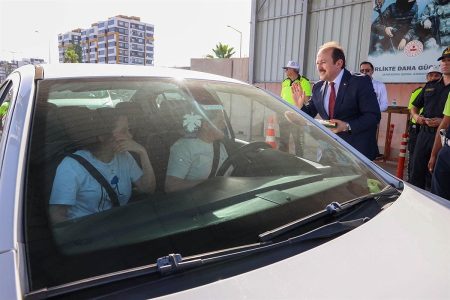 Vali Pehlivan: "mersin’de 9 Günlük Bayram Tatili Süresince Her Gün 2 Bin 950 Personel Görev Yapacak"