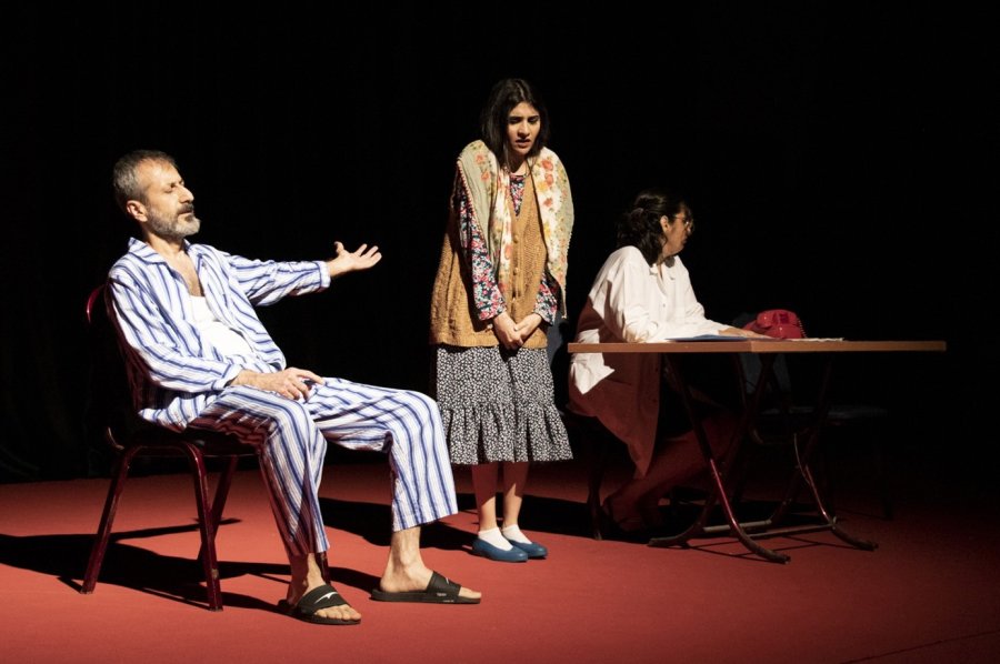 Tiyatro Kursiyerleri ’ban Kadınım’ Oyununu Sahneledi