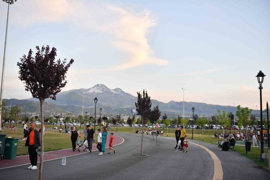 Recep Tayyip Erdoğan Millet Bahçesi Kurban Bayramı’nda Da Vatandaşların İlk Tercihi Oldu