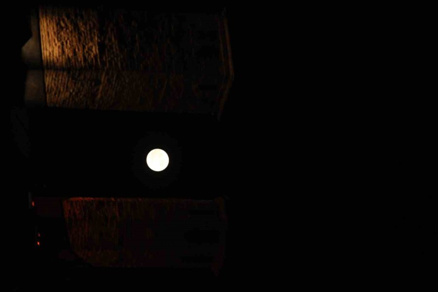 En Kısa Gecede Dolunay Görsel Şölen Oluşturdu