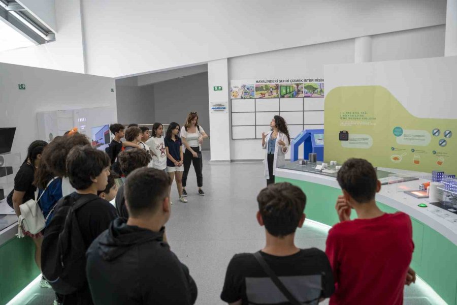 İklim Ve Çevre Bilim Merkezi, Hataylı Depremzede Öğrencileri Ağırladı