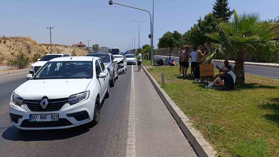 Zincirleme Kazada 2’si Çocuk 4 Yaralı