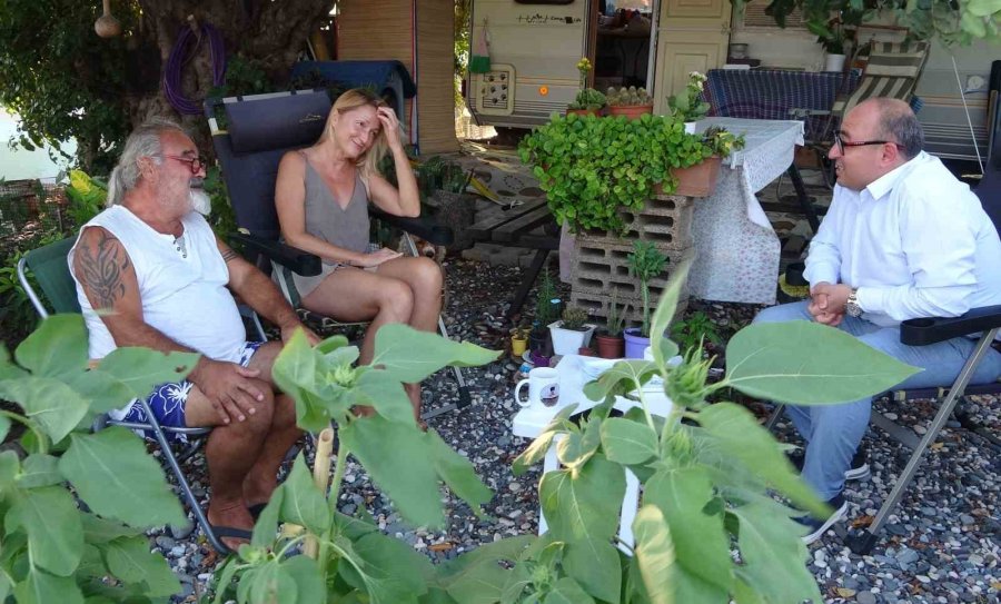 Hem Doğa İle İç İçe Hem Ekonomik: Karavan Ve Çadır Tatilini 40 Bin Kişi Tercih Etti