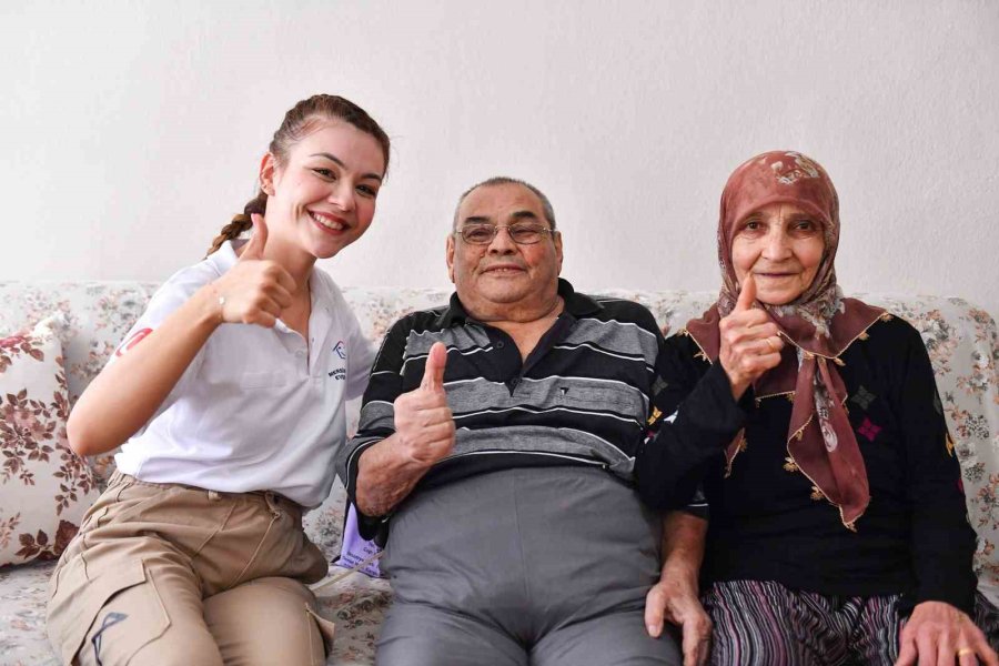 5 Yıldır Yatalak Olan Hasta Yürümeye Başladı