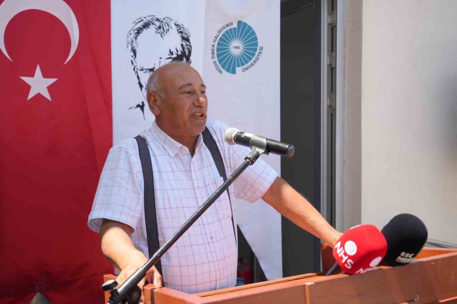 Niğde’de Bal Üreticilerine Damızlık Ana Arı Dağıtıldı