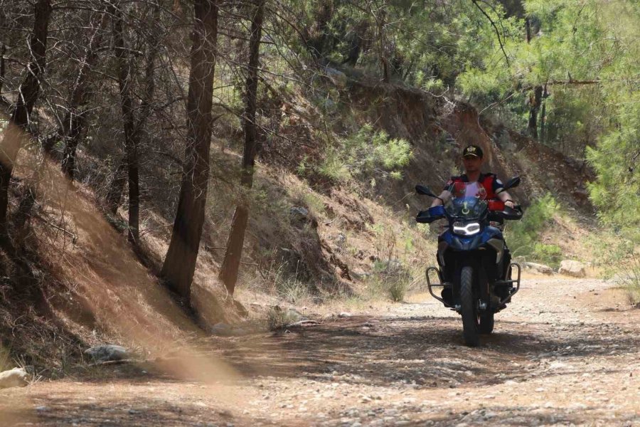 Antalya’da Orman Yangınlarına Karşı Devriye Ve Faaliyetler Sıklaştırıldı