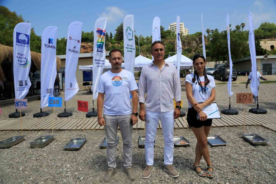 Dünyaca Ünlü Sahilden Günlük 60 Ton Atık Toplanıyor