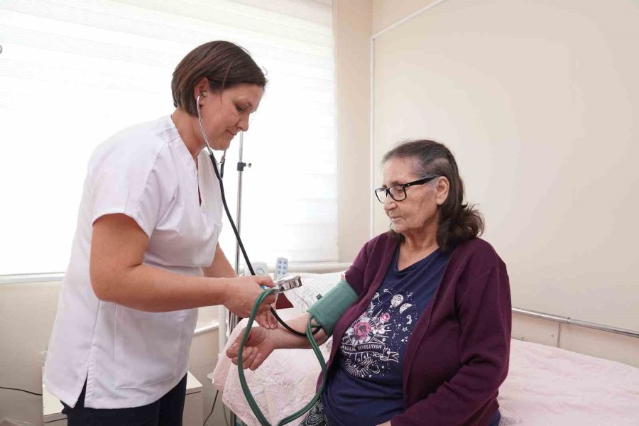 Tepebaşı Belediyesi, Alzheimer Hastalarının Yanında