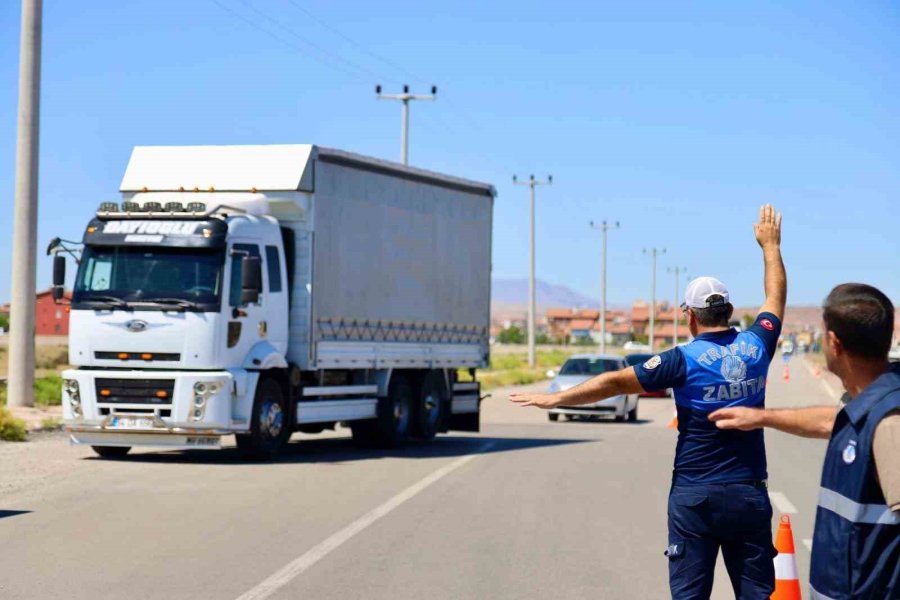 Aksaray Belediyesi İzinsiz Hafriyat Dökümüne Geçit Vermiyor
