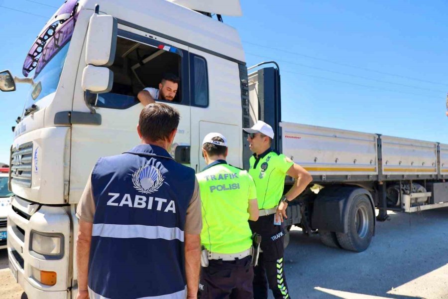 Aksaray Belediyesi İzinsiz Hafriyat Dökümüne Geçit Vermiyor